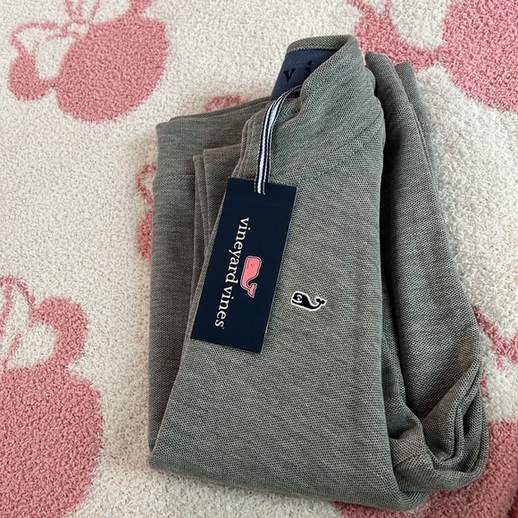 Vineyard Vines Gray V Neck Style Sweater - Picture 10 of 10